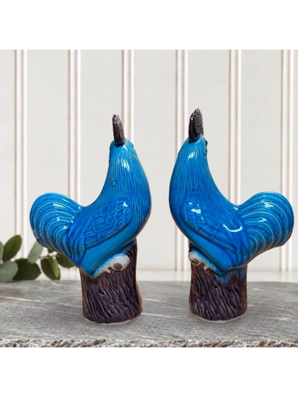 Vintage Turquoise Rooster Figurine Pair MTC Taiwan | Aubergine Glazed Chinoiseri - Picture 4 of 12